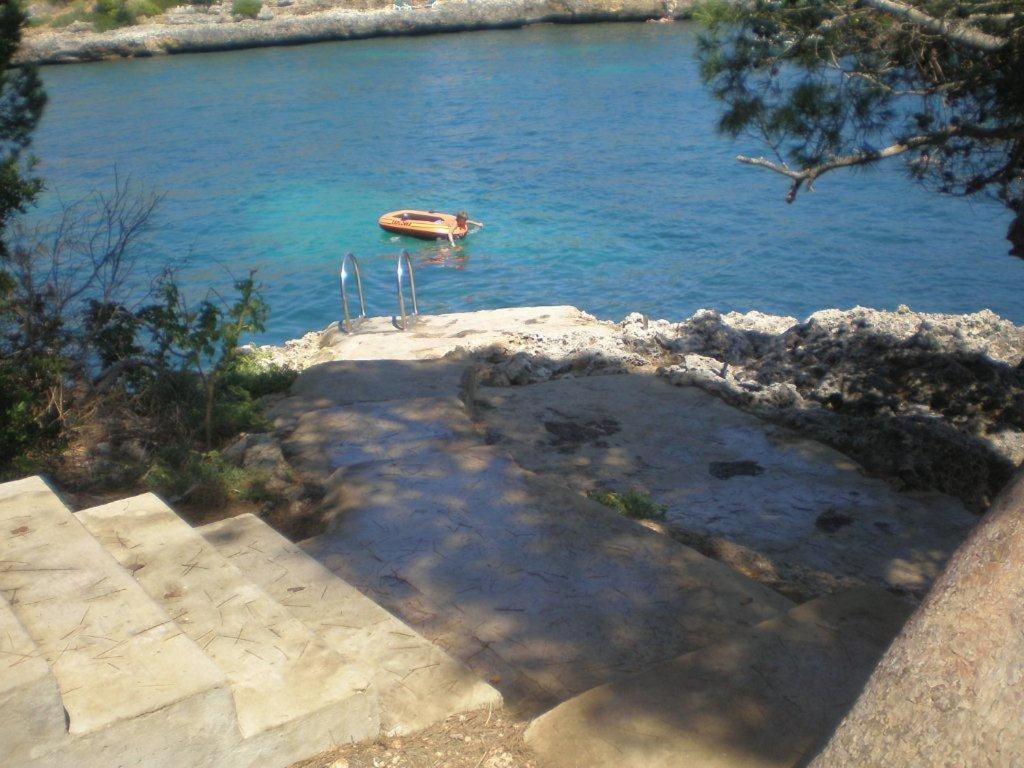 Sea Frontline Apartment 'Ernesto'. Pool. Wifi Santanyi Luaran gambar